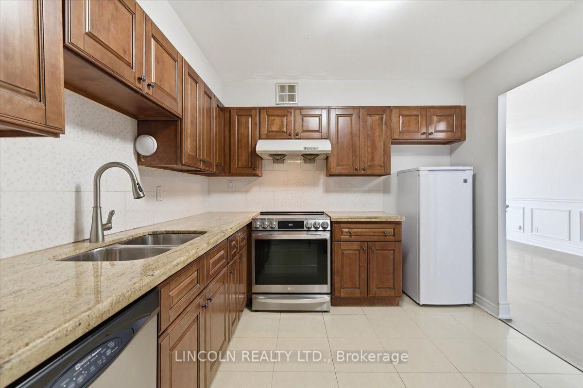55 Bamburgh Circle • #PH-09 • Toronto, ON photo 12
