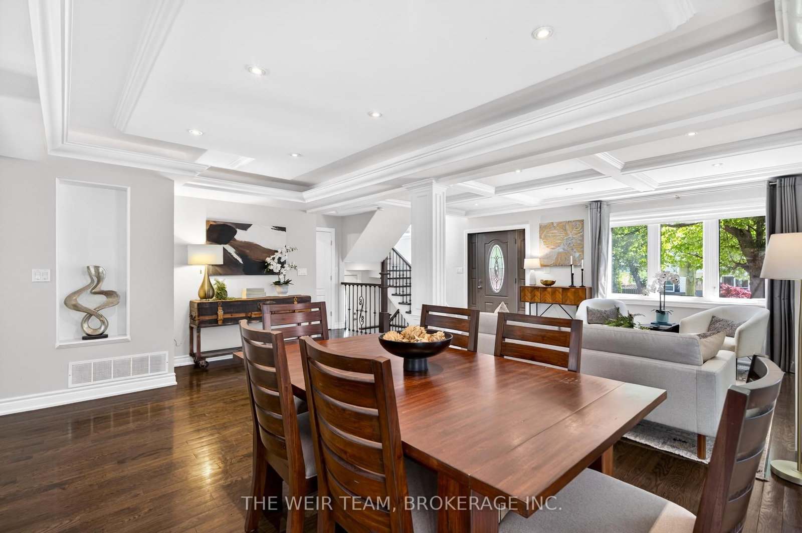 92 Gradwell Drive • Toronto, ON photo 11