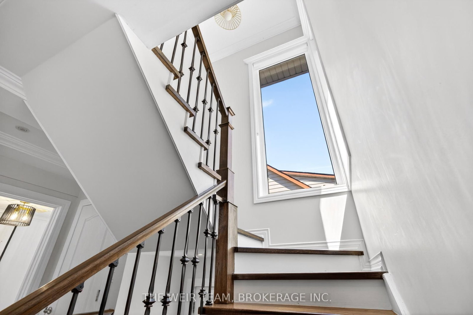 92 Gradwell Drive • Toronto, ON photo 25