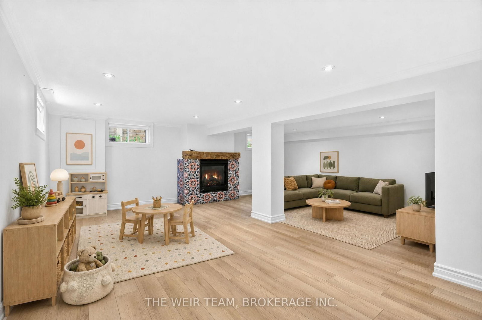 92 Gradwell Drive • Toronto, ON photo 36