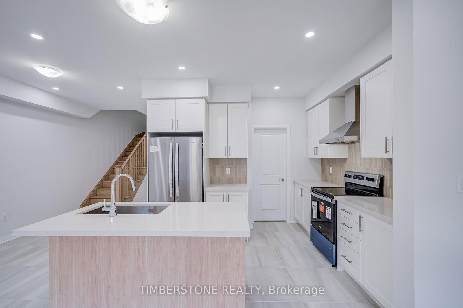 3379 Elsa Story Avenue • Pickering, ON photo 11