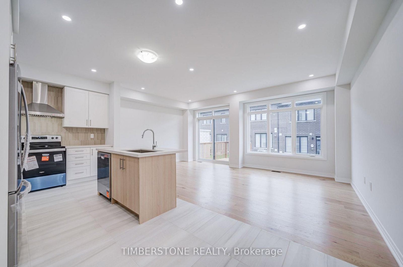 3379 Elsa Story Avenue • Pickering, ON photo 9