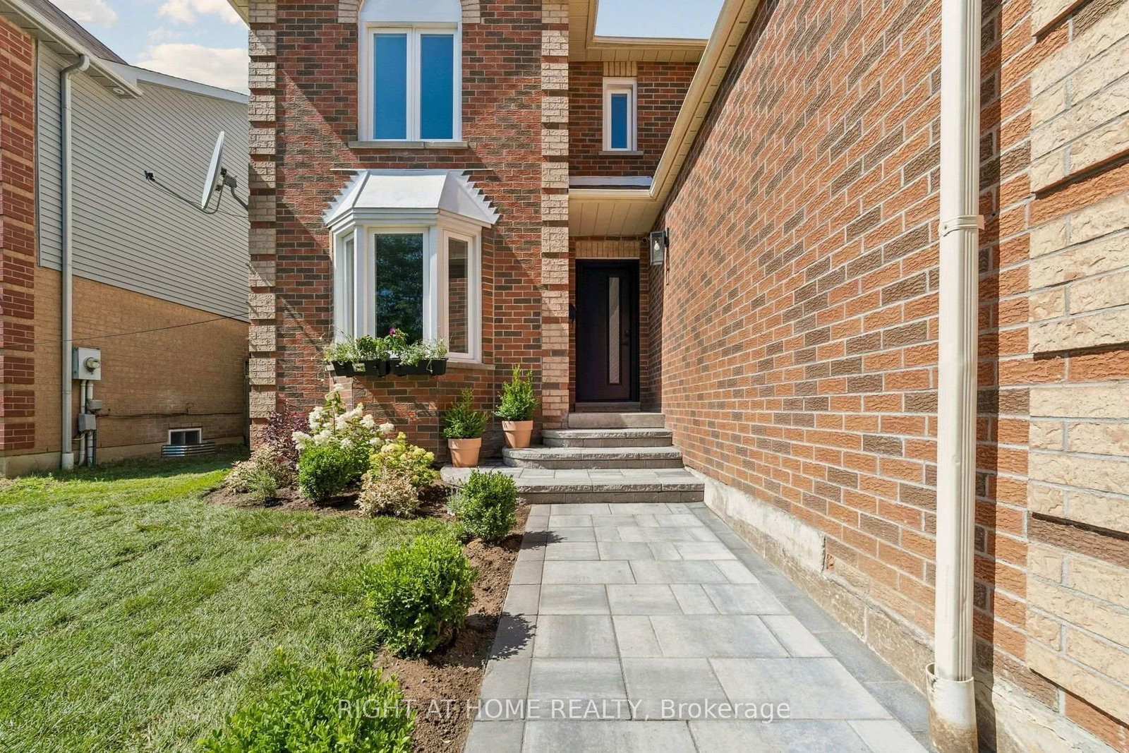 16 Ian Fleming Crescent • Whitby, ON photo 29