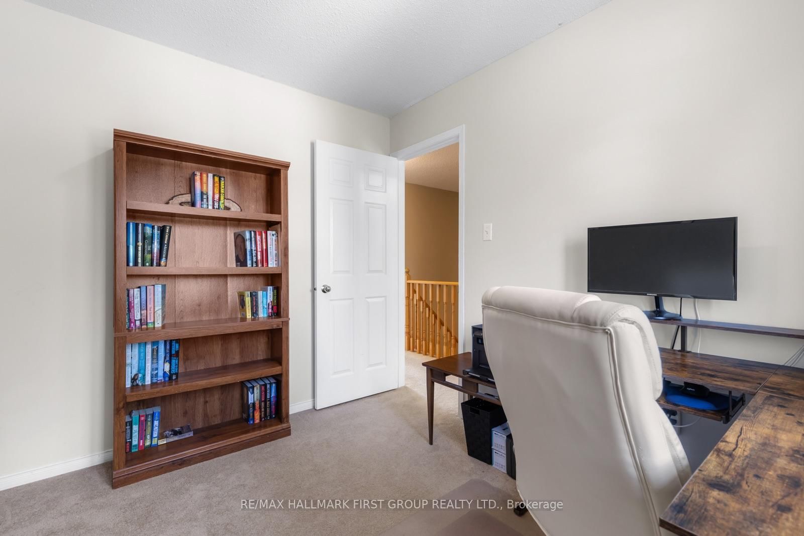 39 Bach Avenue • Whitby, ON photo 16