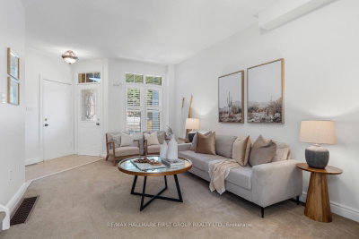 39 Bach Avenue • Whitby, ON photo 2