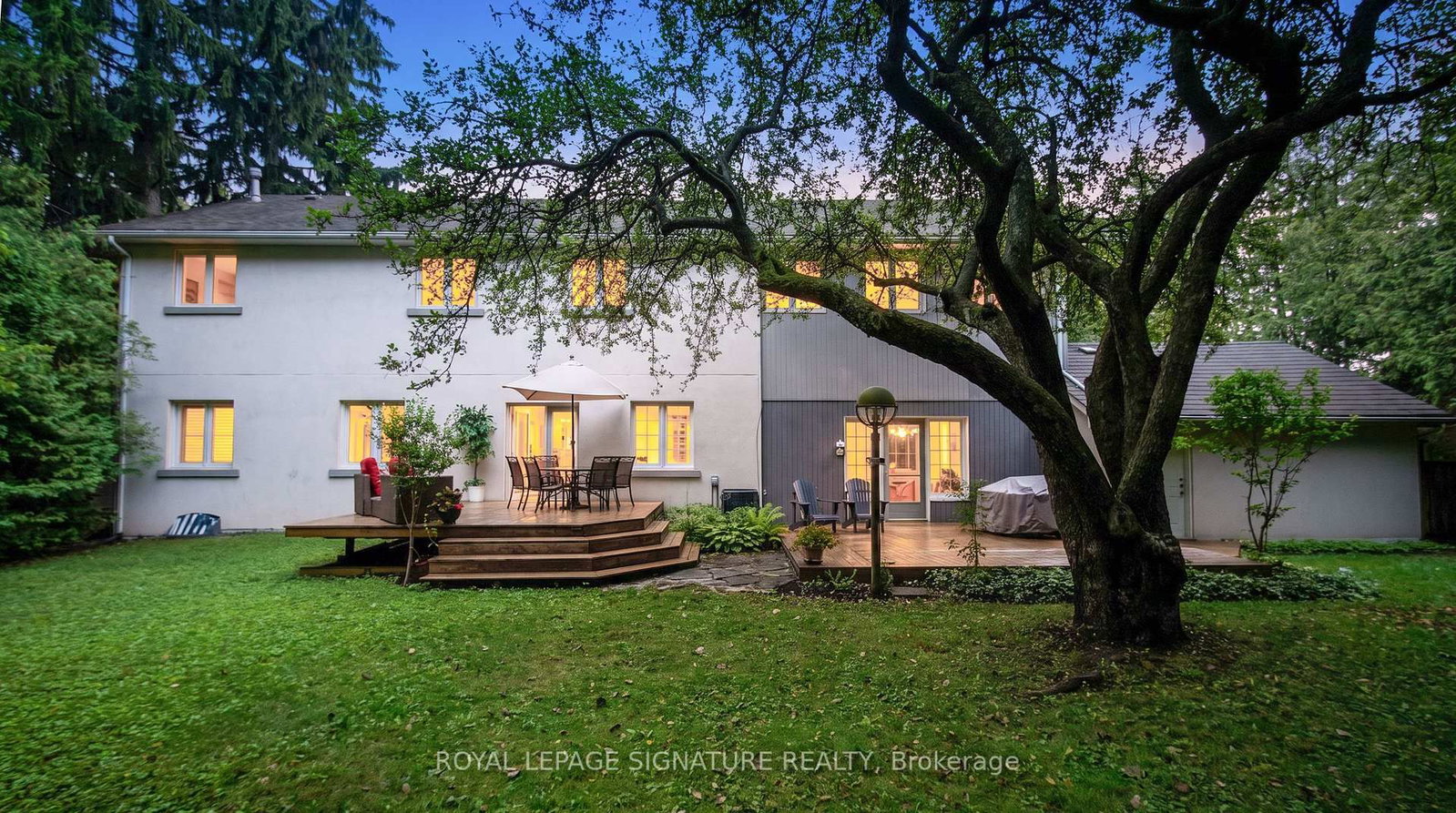 8 Windy Ridge Drive • Toronto, ON photo 4
