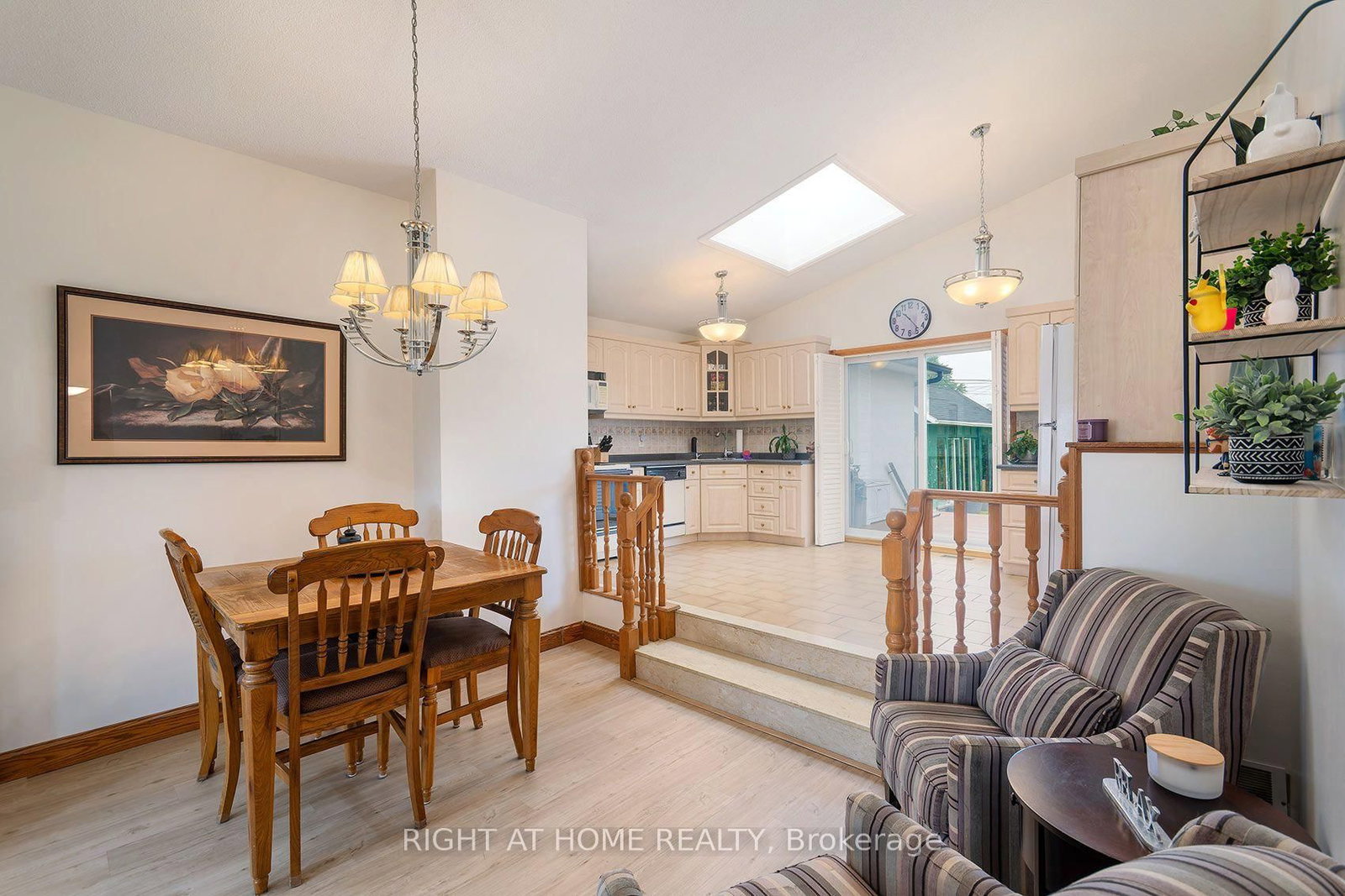 511 Woodcrest Avenue • Oshawa, ON photo 14