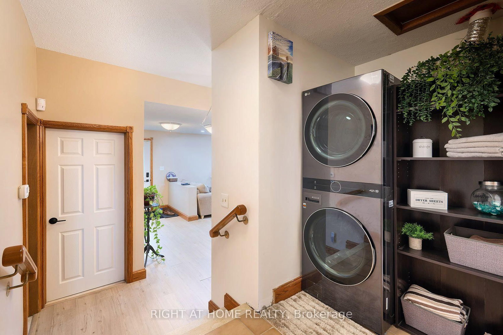 511 Woodcrest Avenue • Oshawa, ON photo 19
