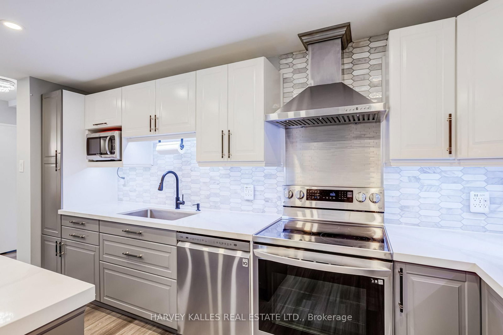 65 Huntingdale Boulevard • #103 • Toronto, ON photo 7