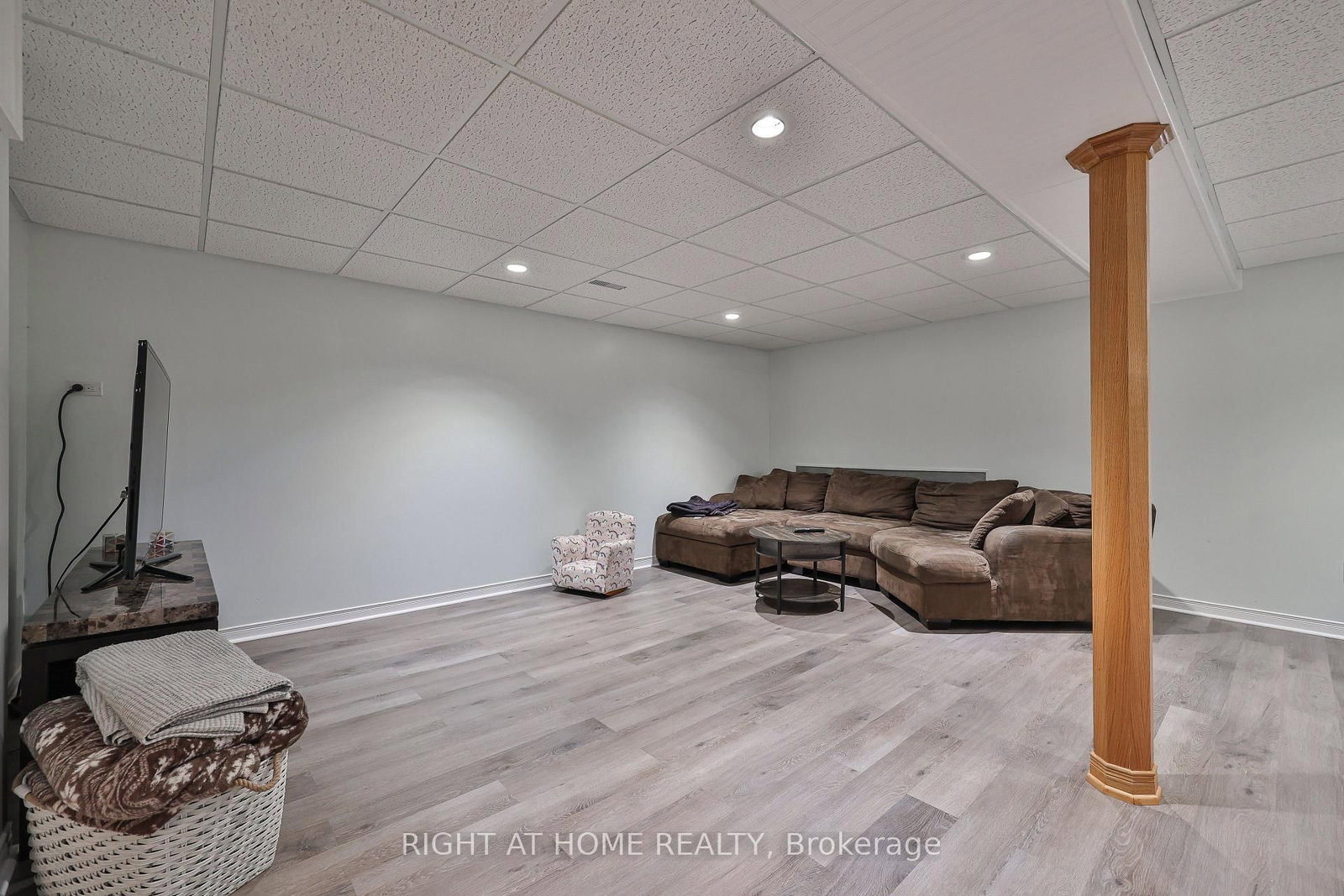 63 Keeble Crescent • Ajax, ON photo 38