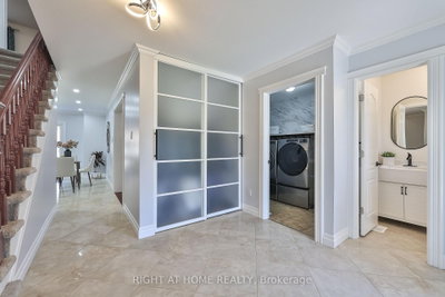 63 Keeble Crescent • Ajax, ON photo 6