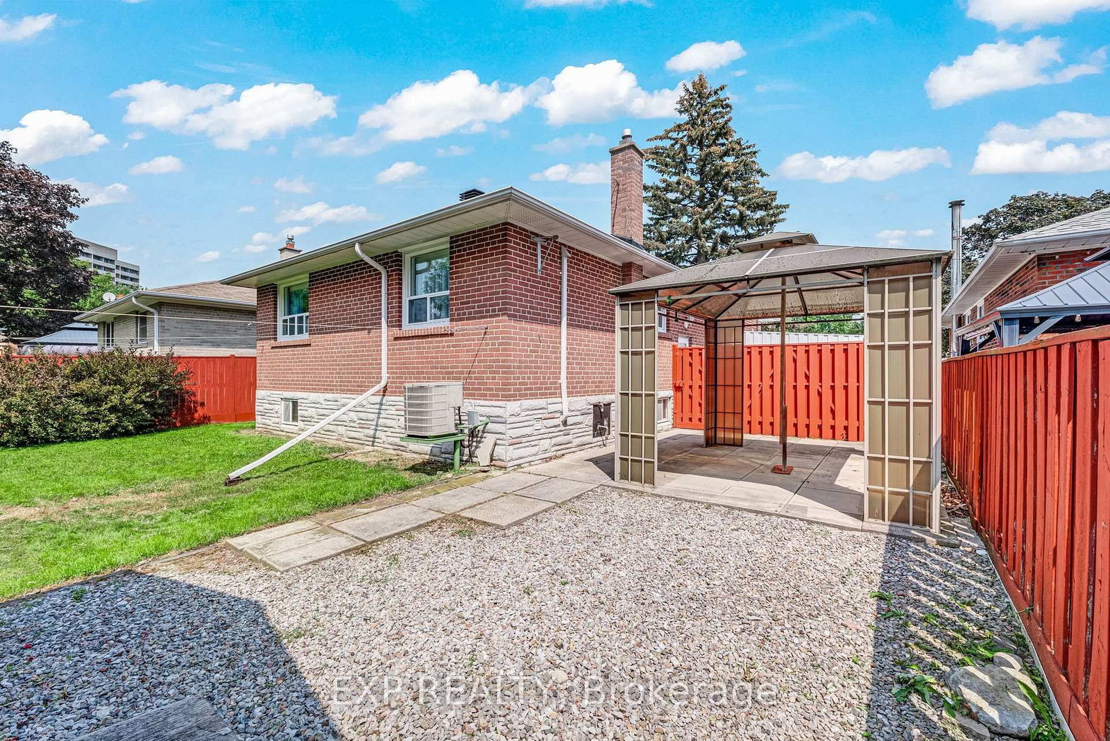 20 Marlena Drive • Toronto, ON photo 34
