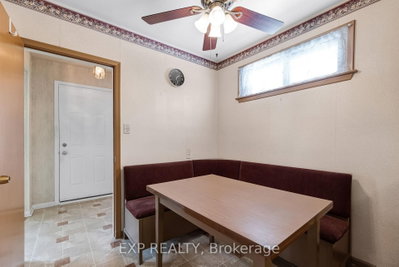 20 Marlena Drive • Toronto, ON photo 7