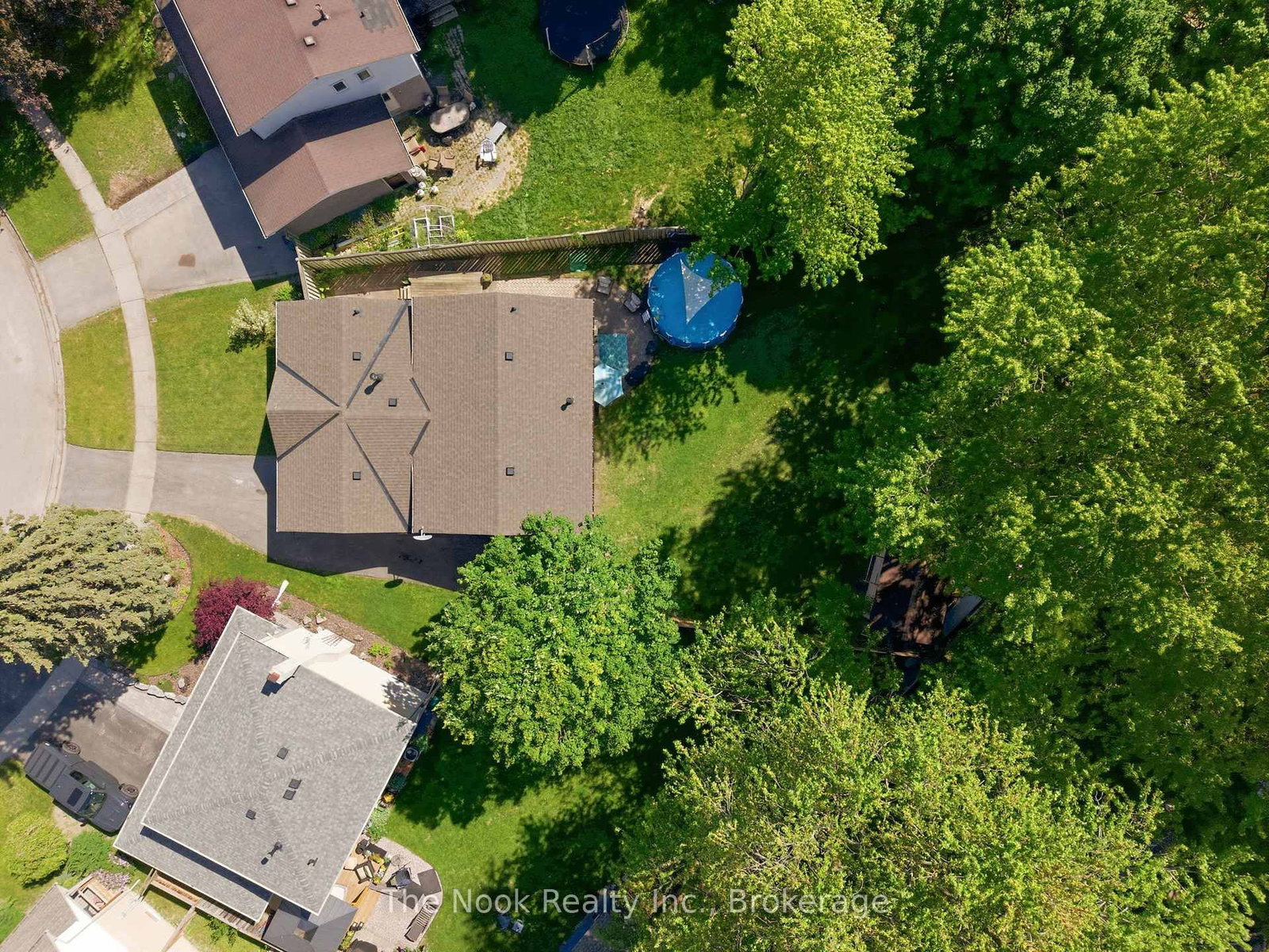30 Deerpark Crescent • Clarington, ON photo 1