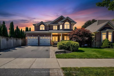 66 BRIDLEWOOD Boulevard • Whitby, ON photo 2