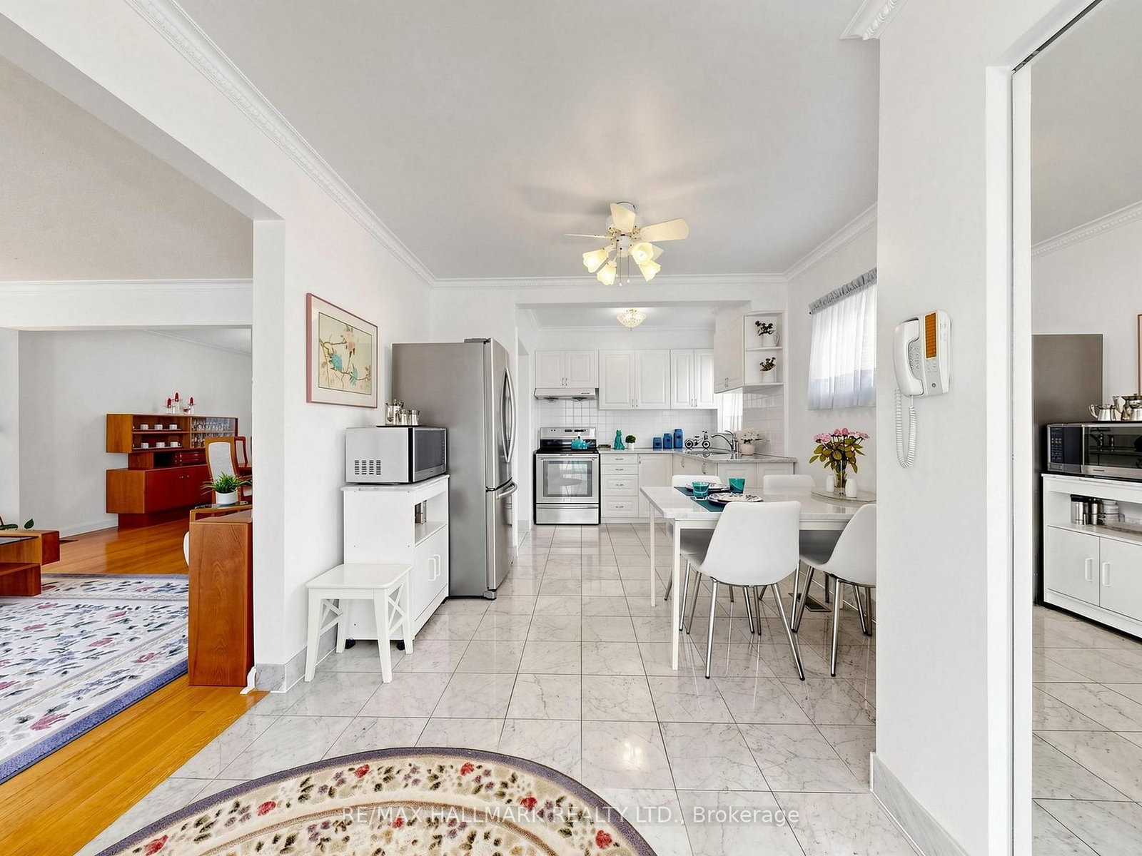 20 Elfreda Boulevard • Toronto, ON photo 6