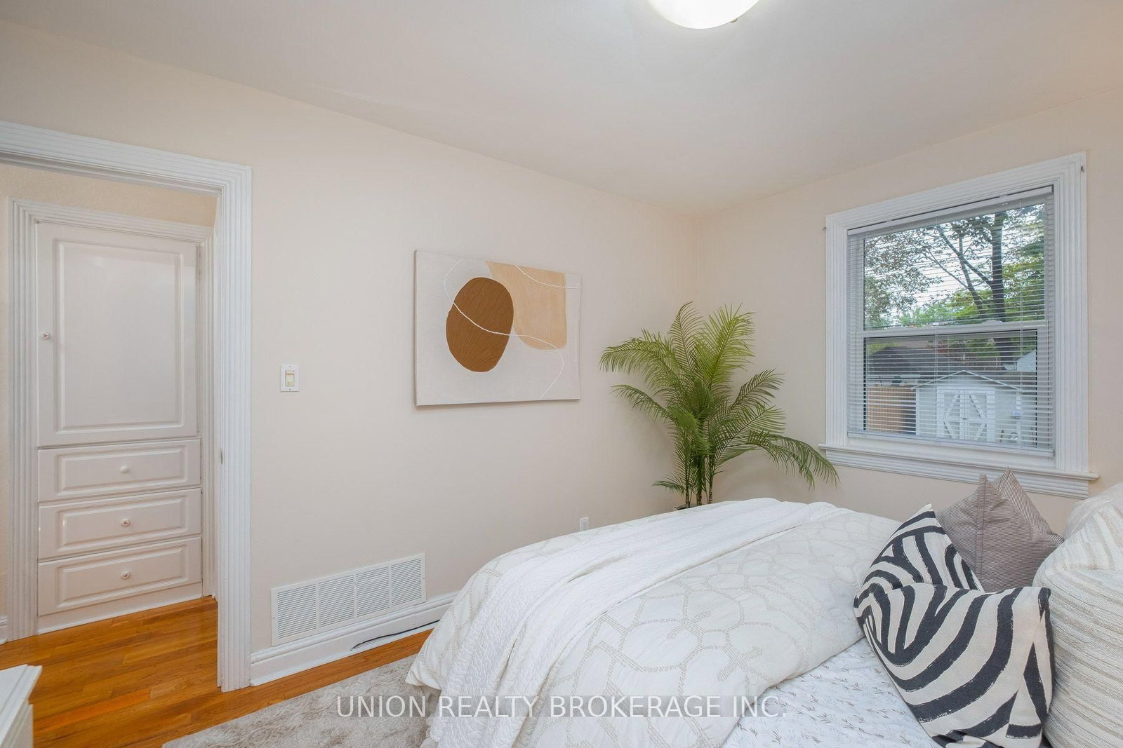 269 Warden Avenue • Toronto, ON photo 17