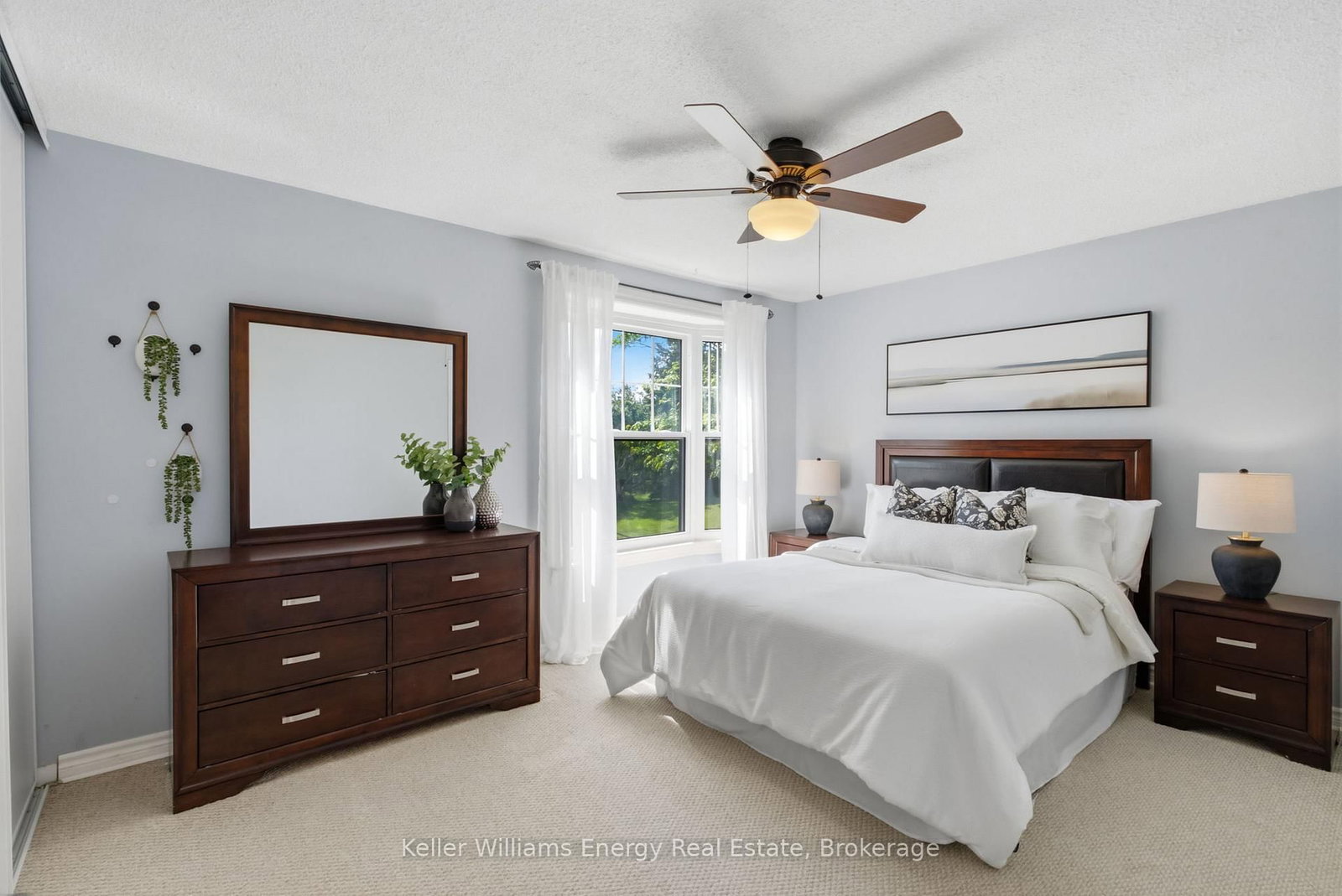 25 Habitant Crescent • Whitby, ON photo 18