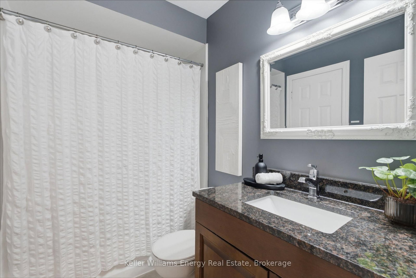 25 Habitant Crescent • Whitby, ON photo 22