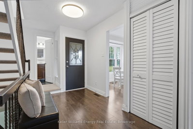 25 Habitant Crescent • Whitby, ON photo 5