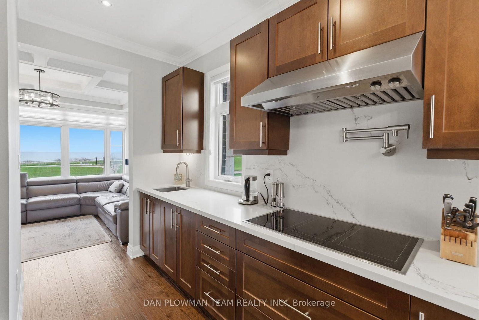 779 Port Darlington Road • Clarington, ON photo 12