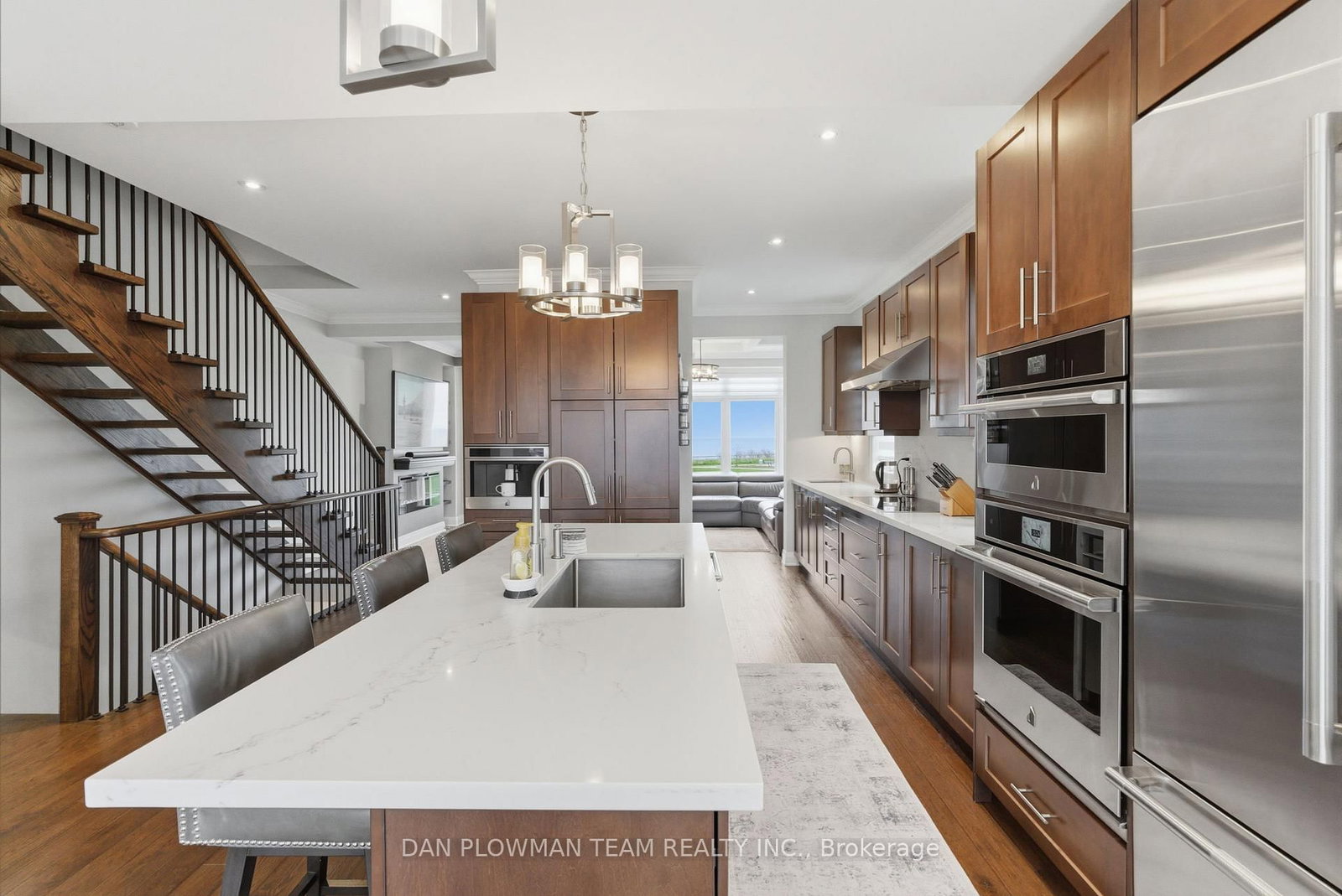 779 Port Darlington Road • Clarington, ON photo 6