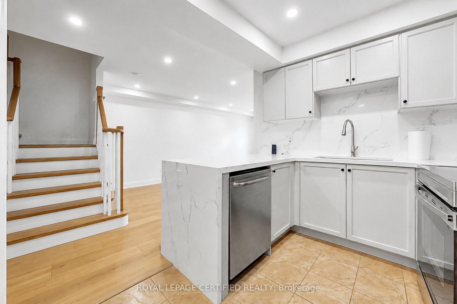 36 Silvester Street • Ajax, ON photo 14