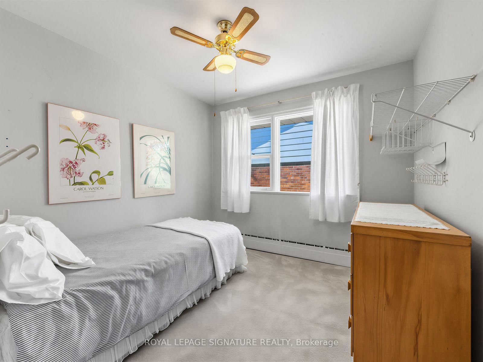 68 Beacham Crescent • Toronto, ON photo 10