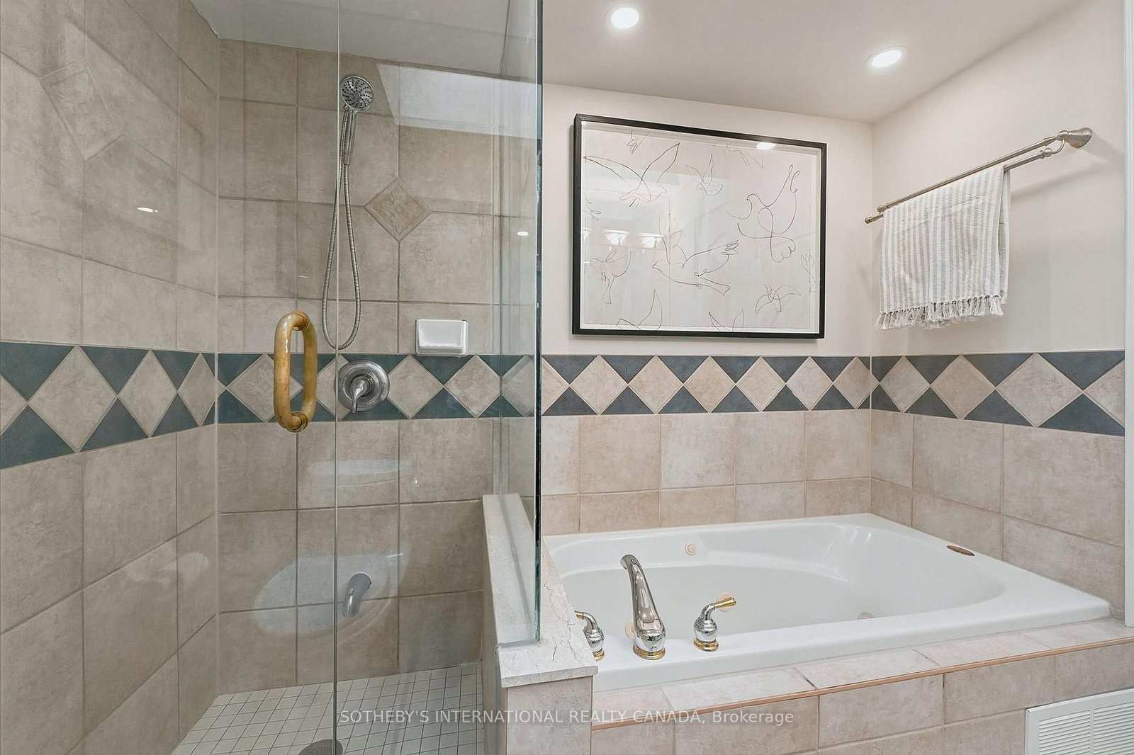 93 Eaton Avenue • Toronto, ON photo 24