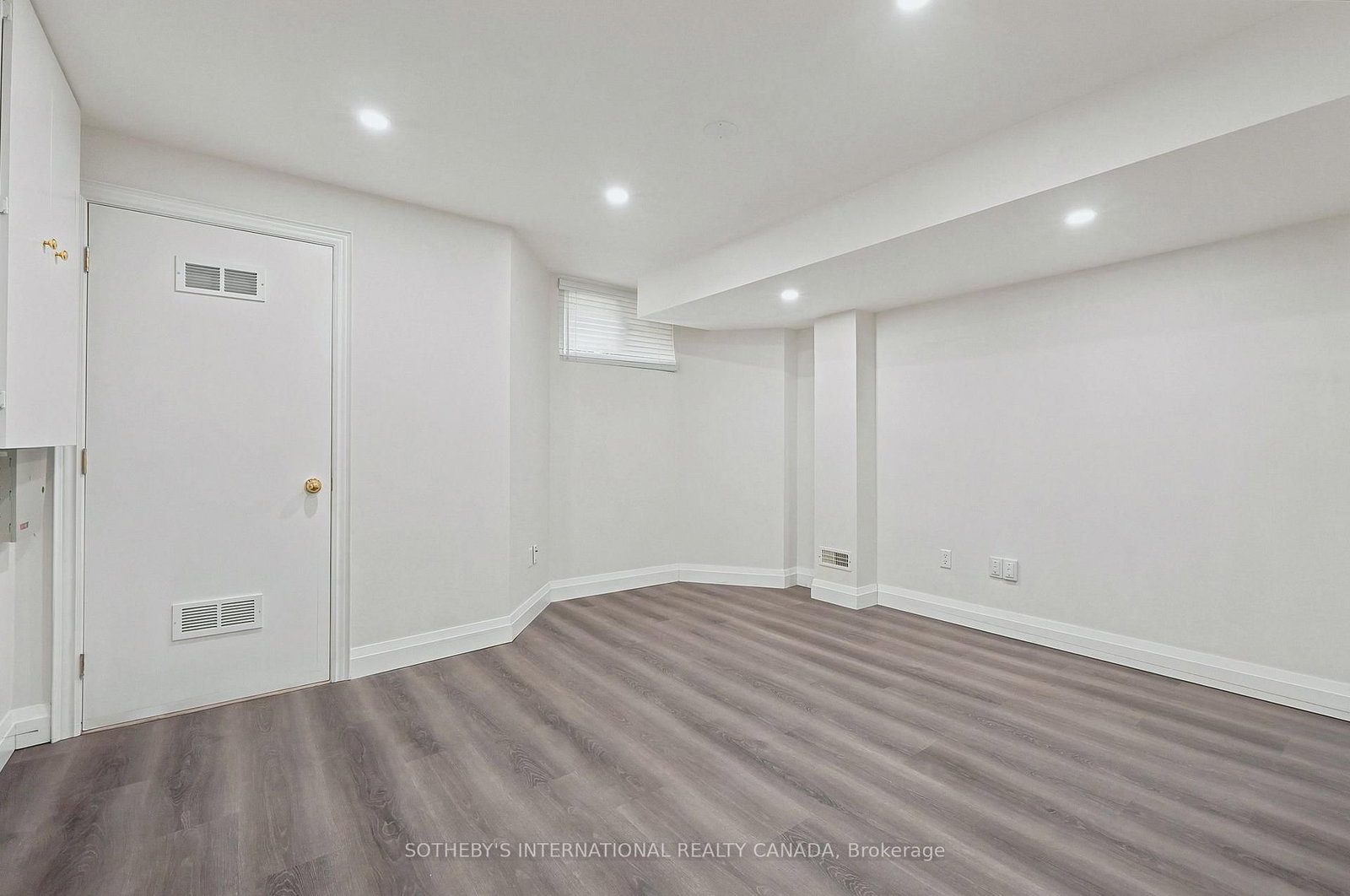 93 Eaton Avenue • Toronto, ON photo 31