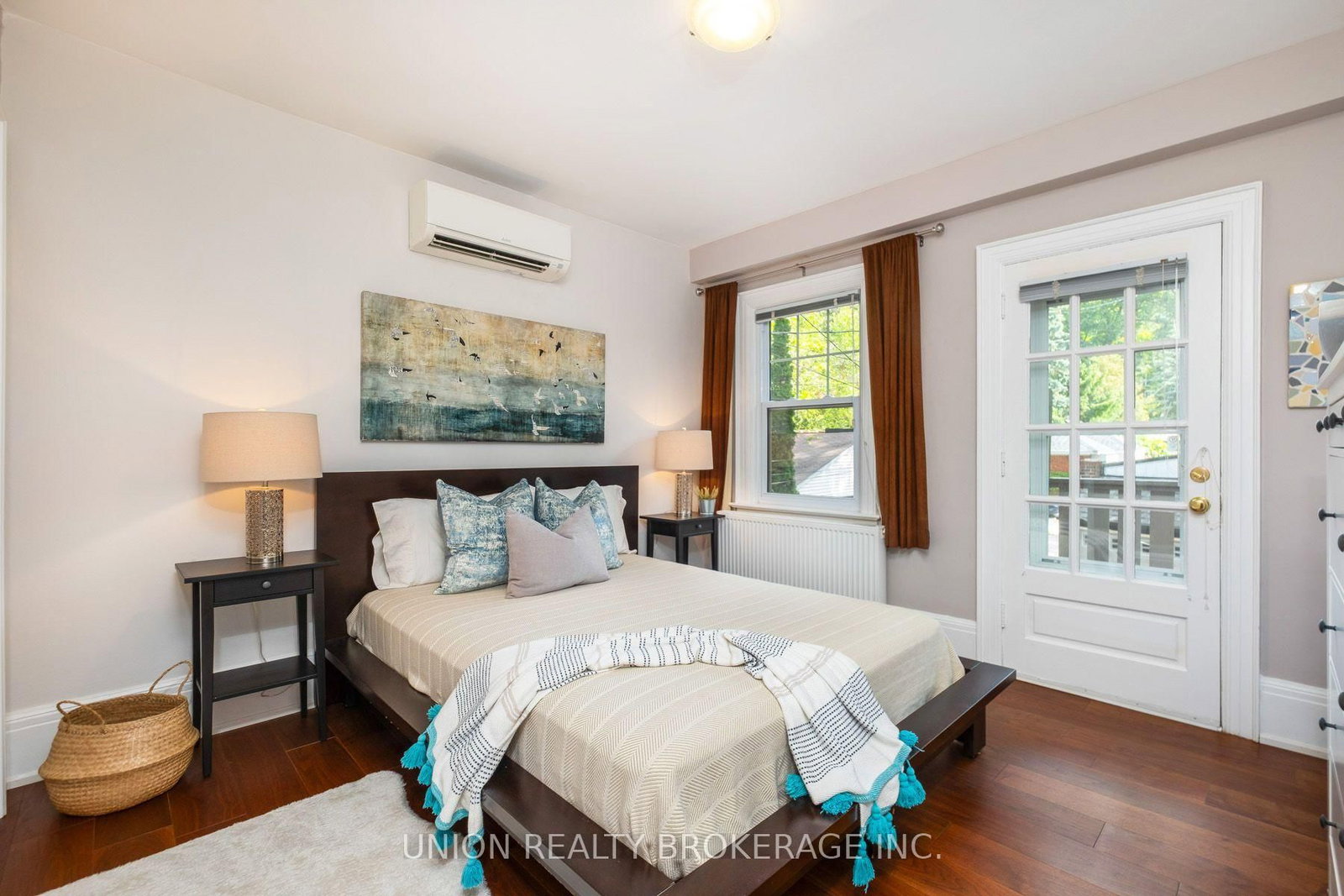 55 Pine Crescent • Toronto, ON photo 18