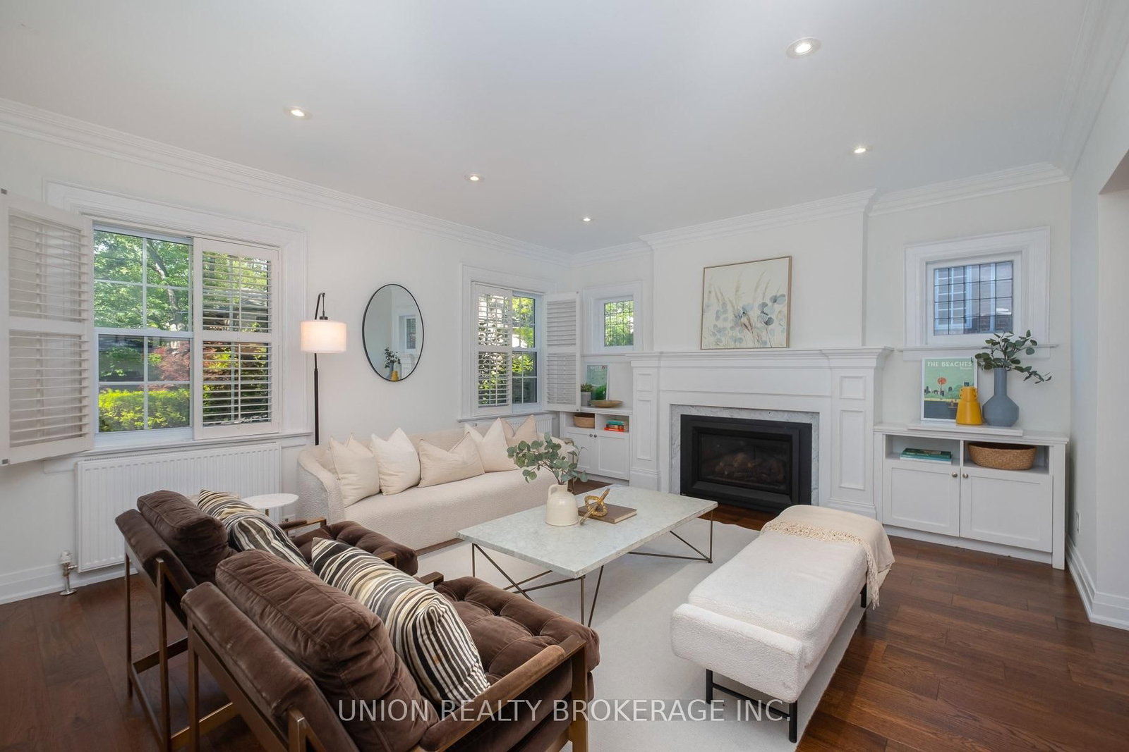 55 Pine Crescent • Toronto, ON photo 3