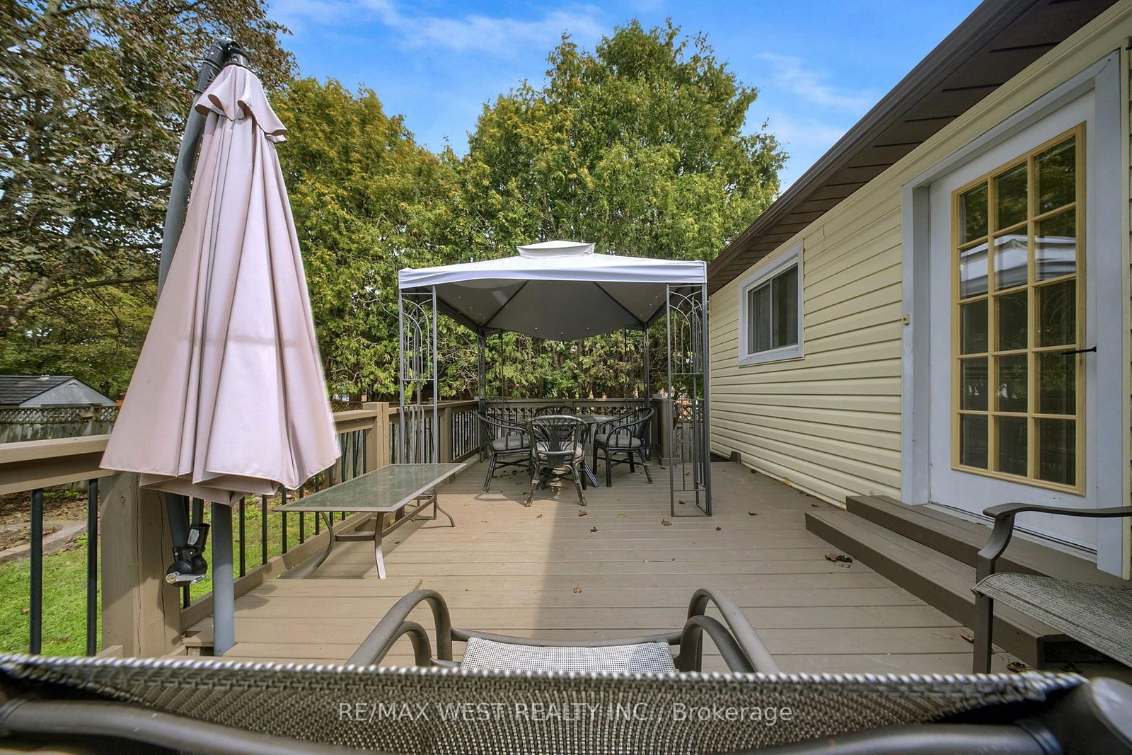 4 Flemington Court • Whitby, ON photo 10