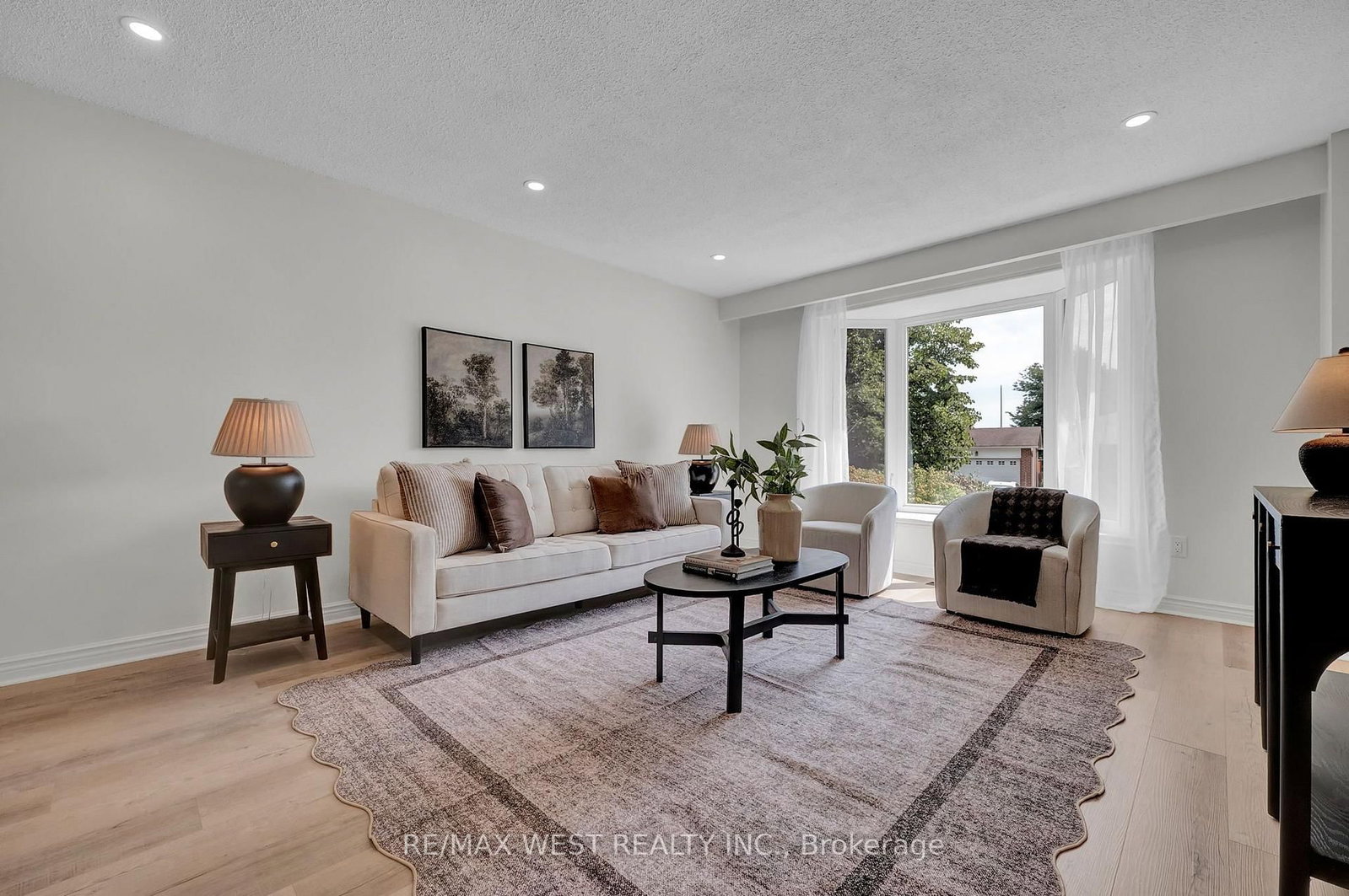 4 Flemington Court • Whitby, ON photo 13