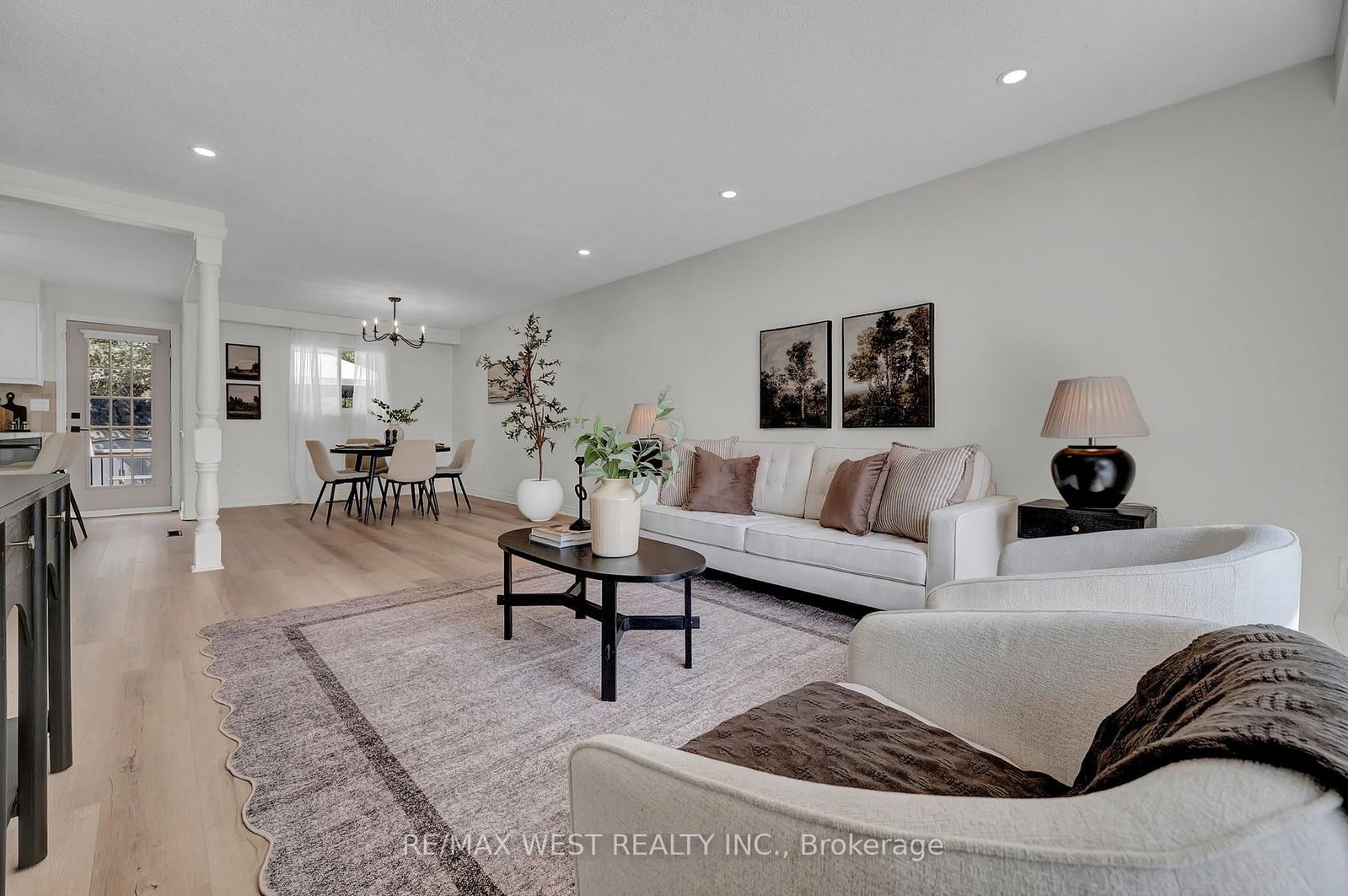 4 Flemington Court • Whitby, ON photo 15