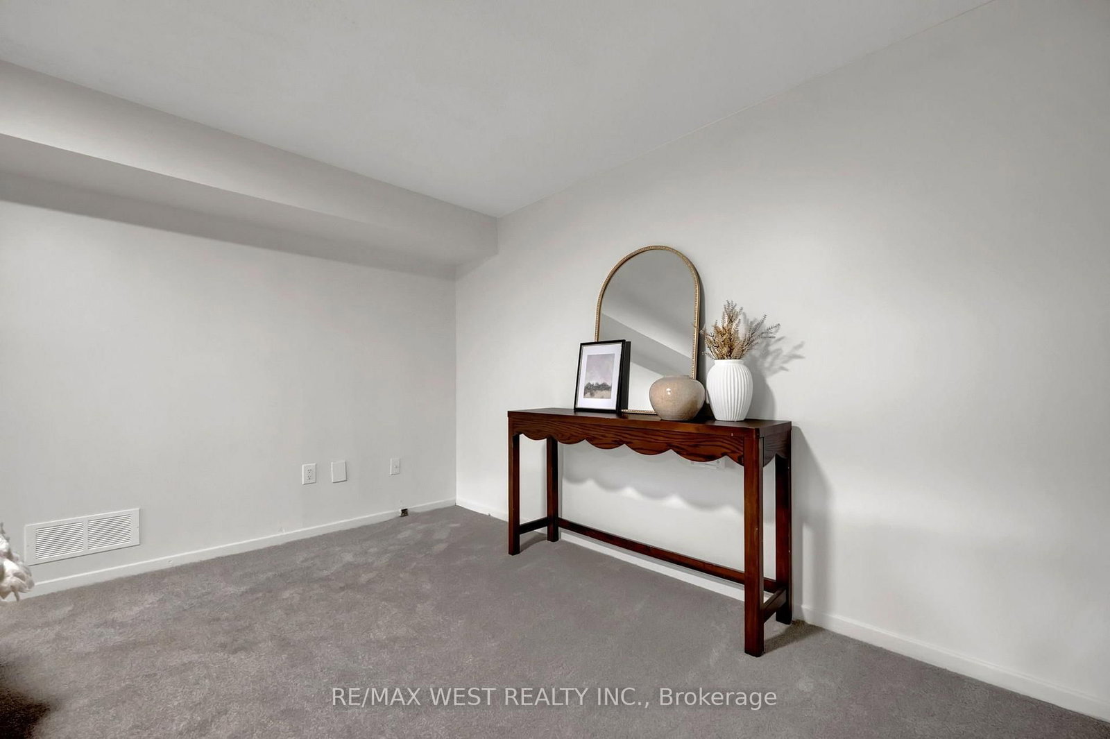 4 Flemington Court • Whitby, ON photo 42