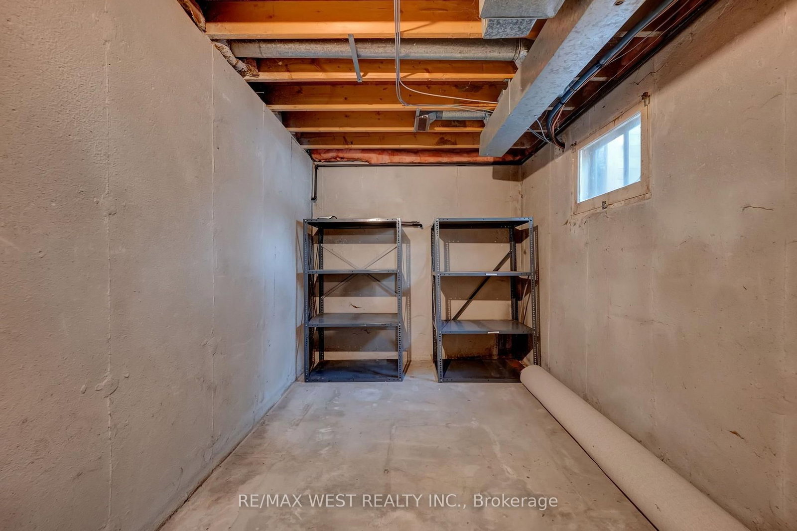 4 Flemington Court • Whitby, ON photo 44