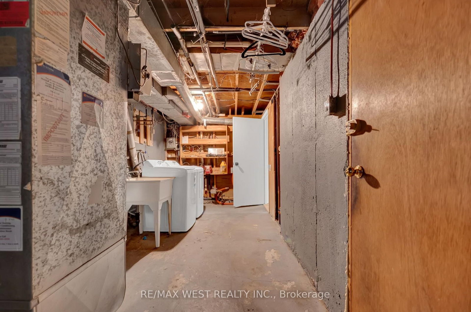 4 Flemington Court • Whitby, ON photo 45
