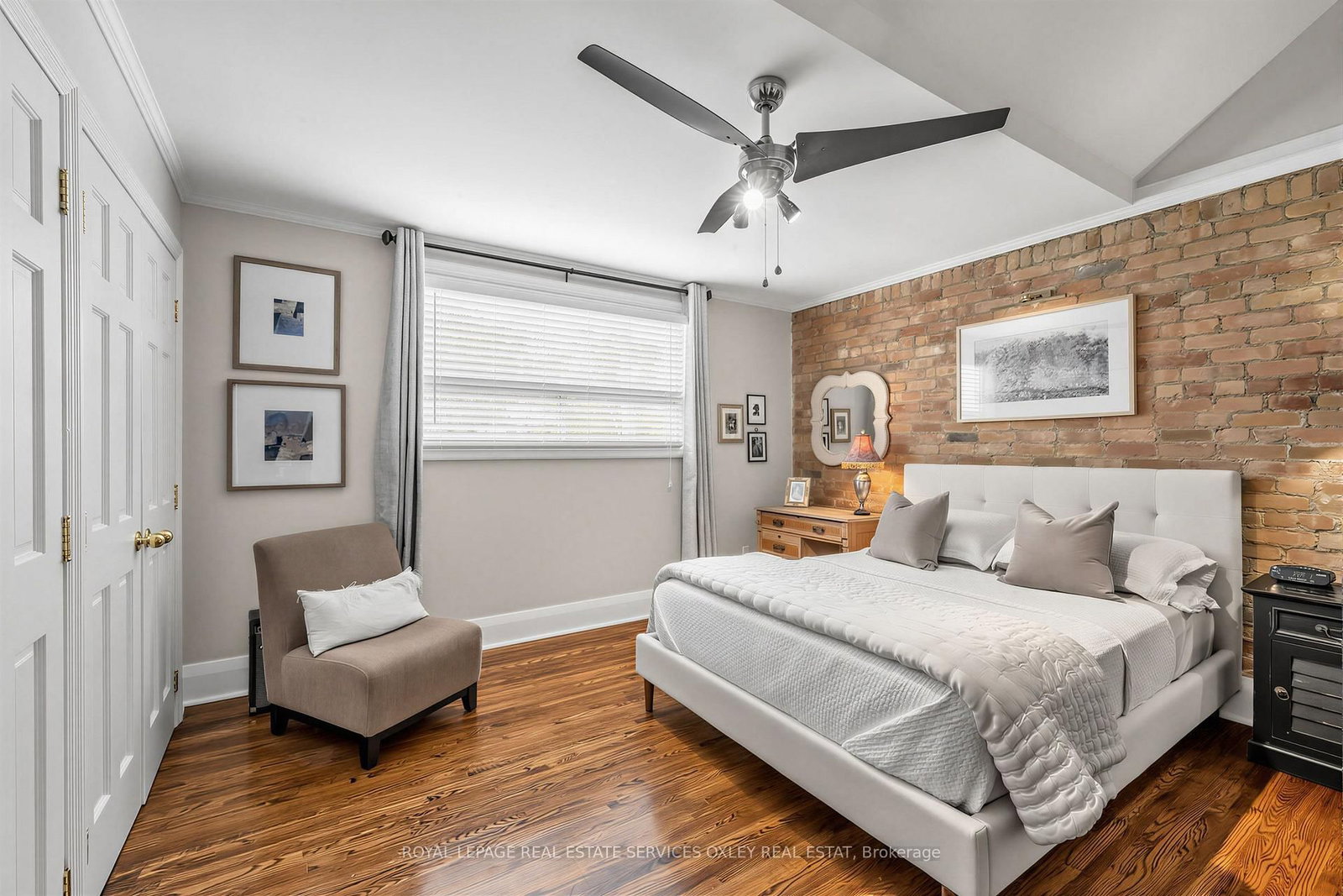 733 Woodbine Avenue • Toronto, ON photo 19