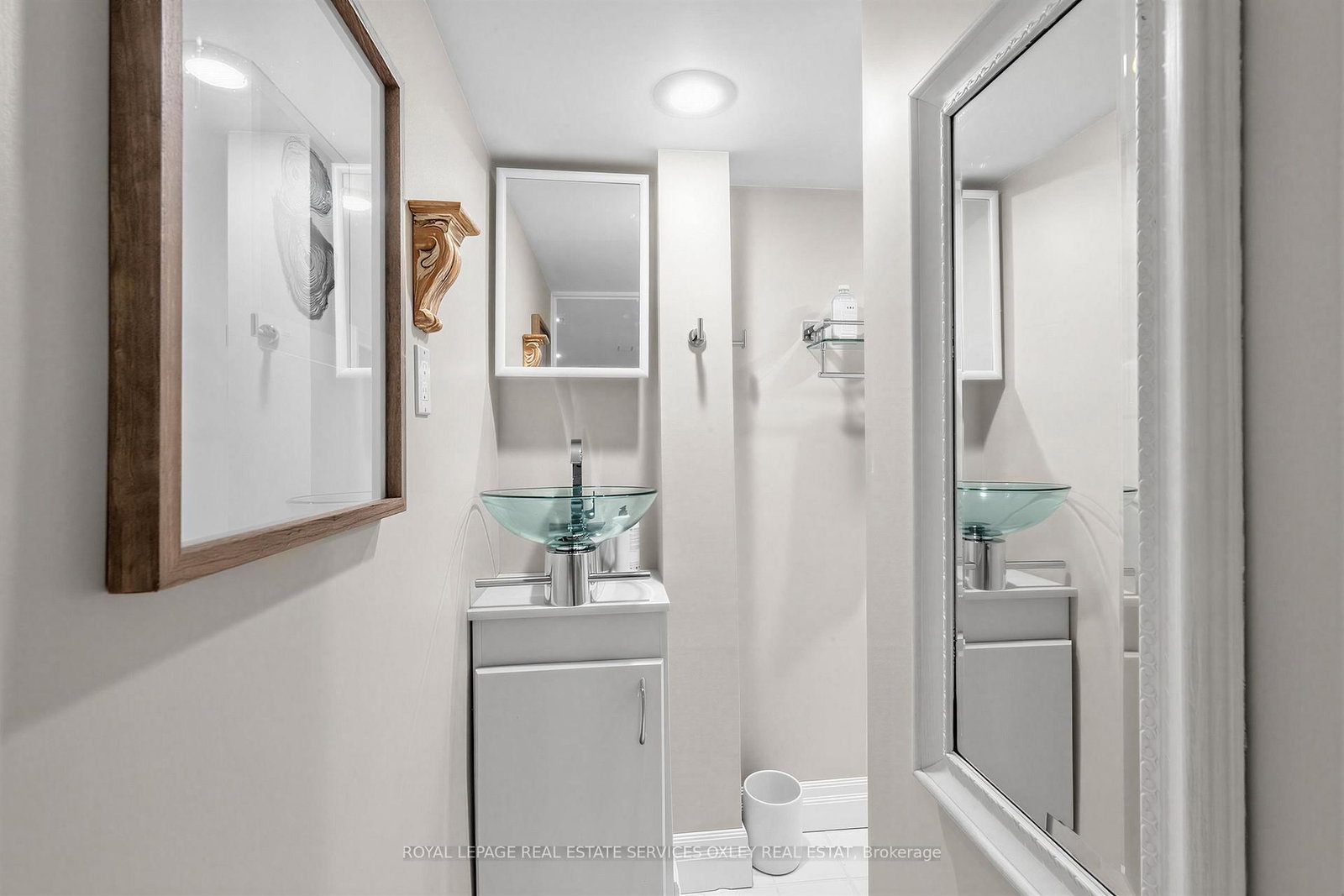 733 Woodbine Avenue • Toronto, ON photo 26