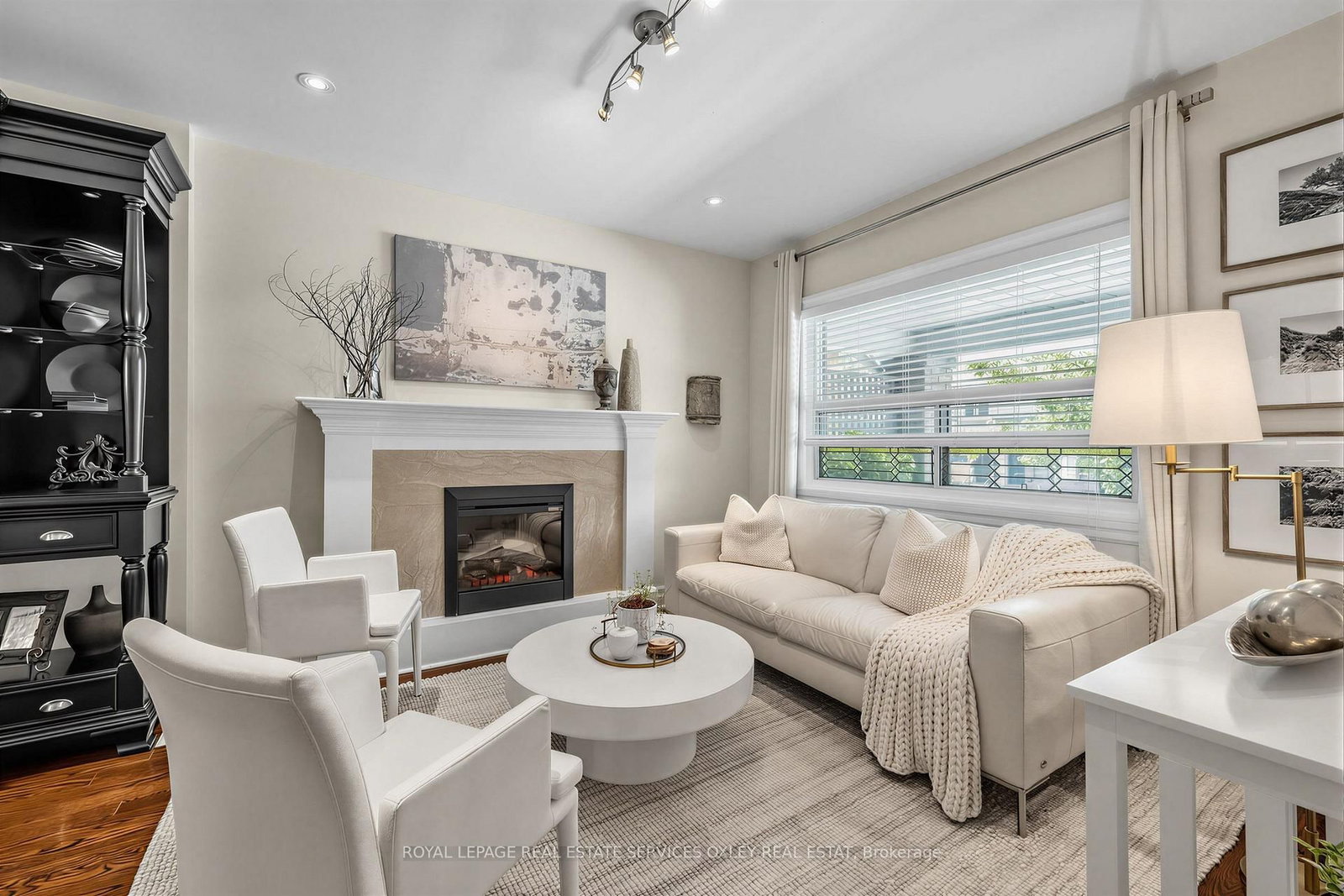 733 Woodbine Avenue • Toronto, ON photo 6