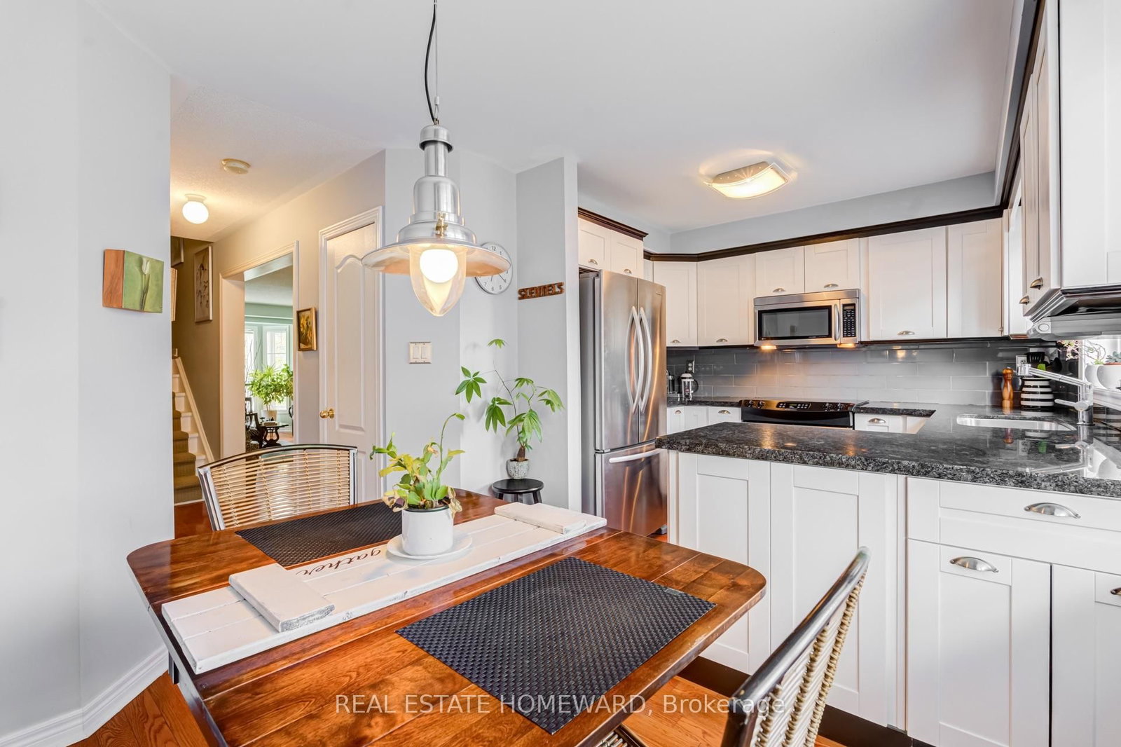 5A Falmouth Avenue • Toronto, ON photo 8