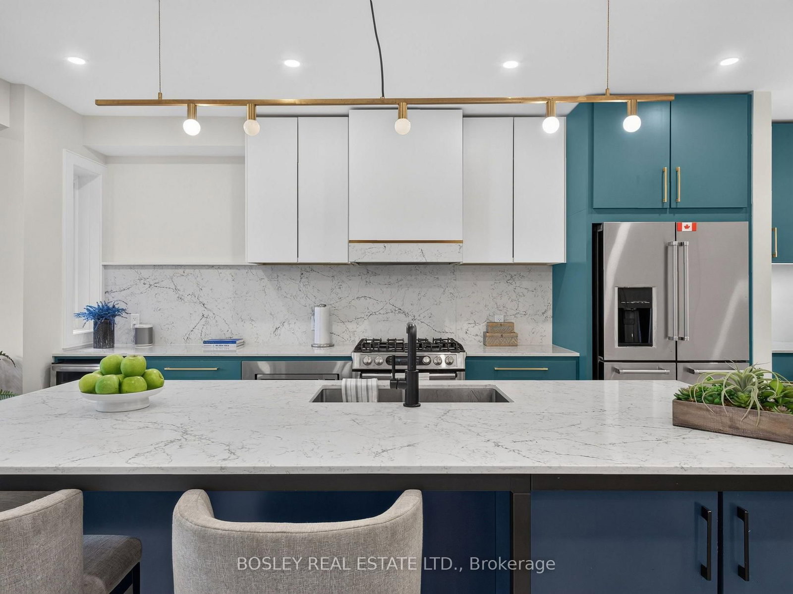 14 Coady Avenue • Toronto, ON photo 3