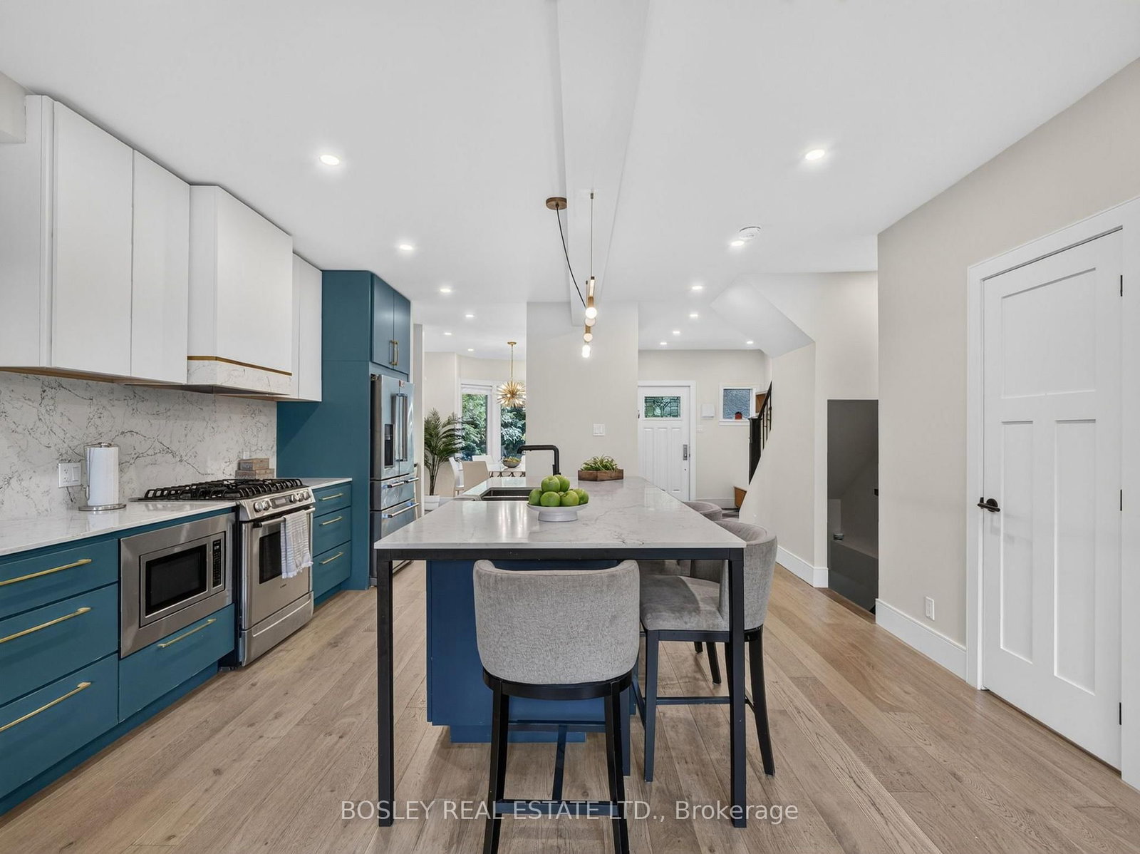 14 Coady Avenue • Toronto, ON photo 5