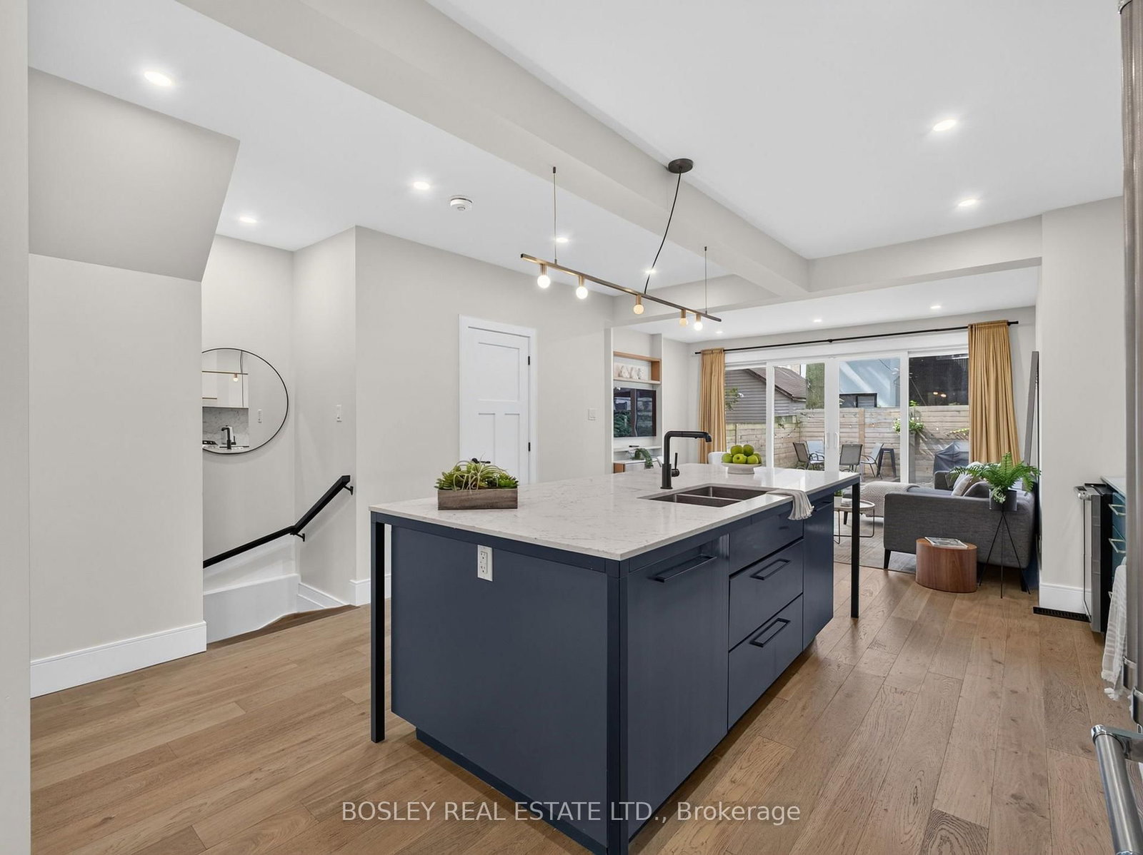 14 Coady Avenue • Toronto, ON photo 9