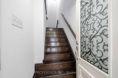 34 Ferguson Street • Toronto, ON photo 3