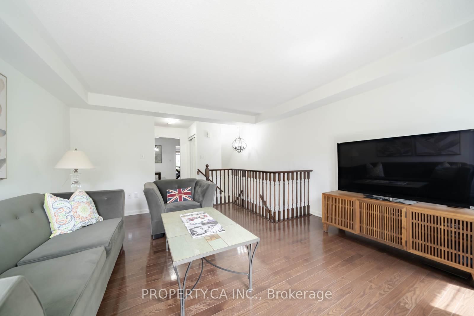34 Ferguson Street • Toronto, ON photo 6