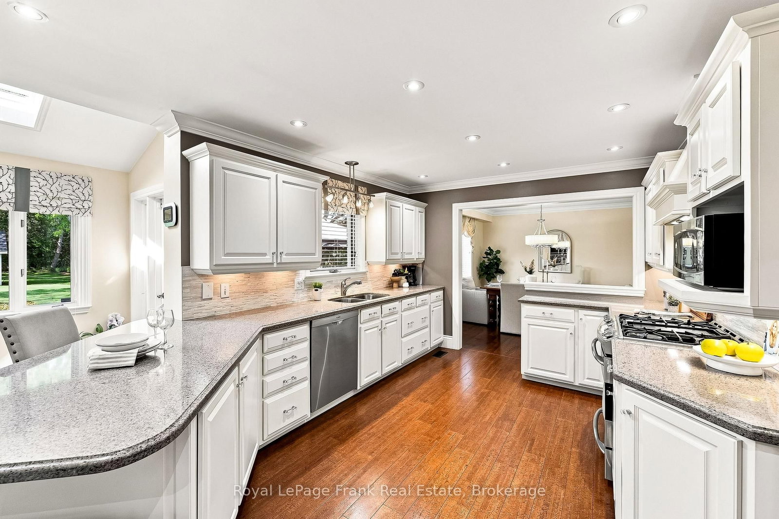 559 Alma Street • Scugog, ON photo 28
