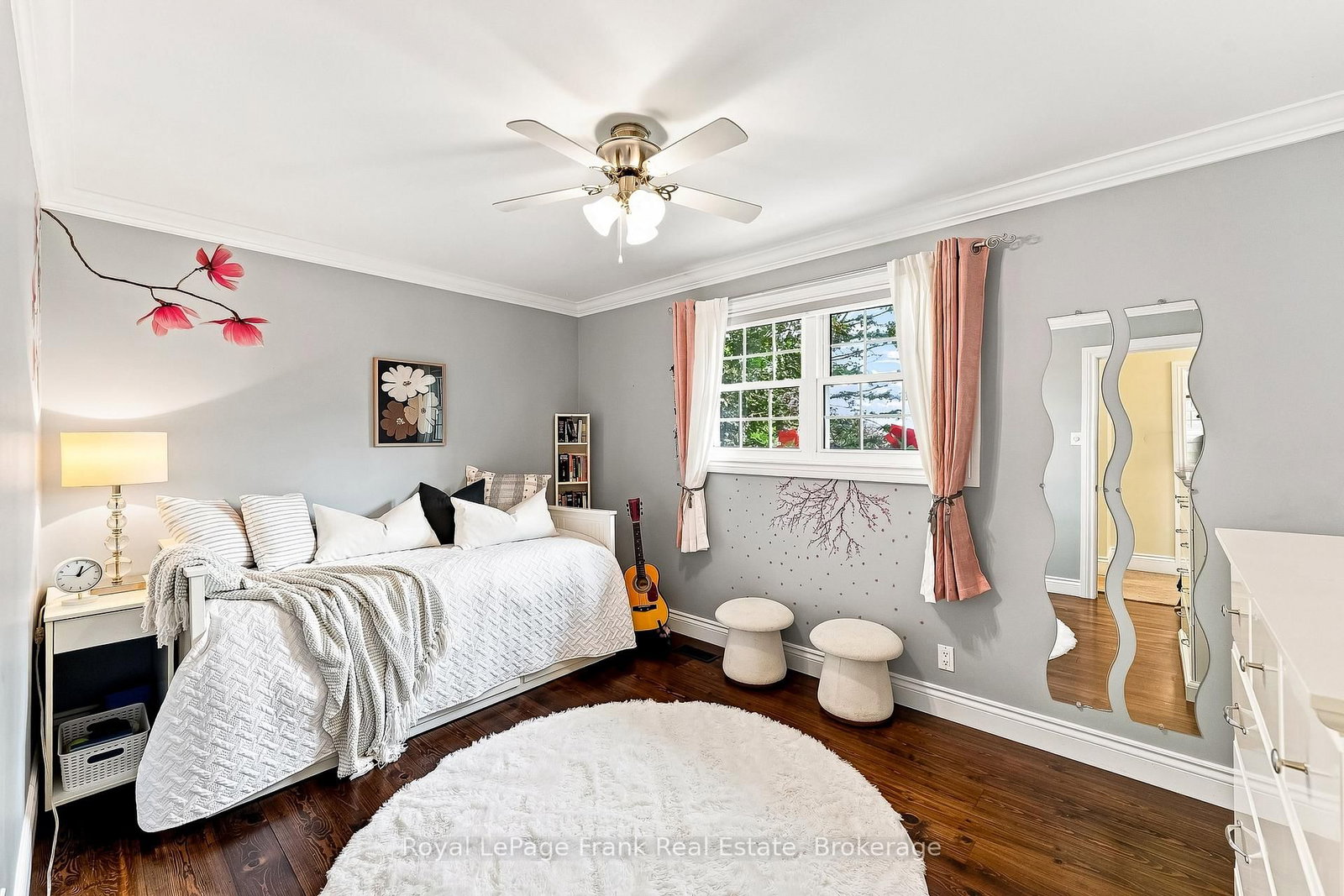 559 Alma Street • Scugog, ON photo 37