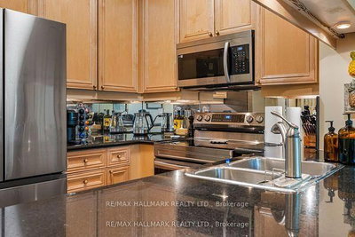 35 Boardwalk Drive • #222 • Toronto, ON photo 5